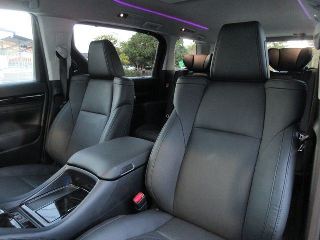 Toyota ALPHARD 2023-02 196555-16