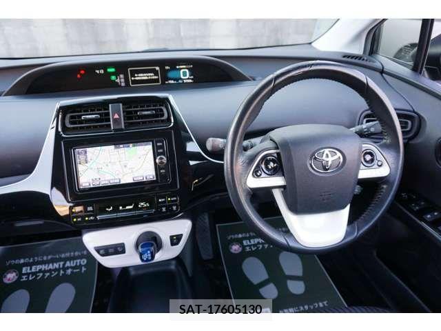Toyota PRIUS 2016-12 224510-3