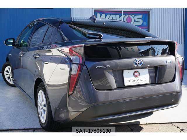 Toyota PRIUS 2016-12 224510-7