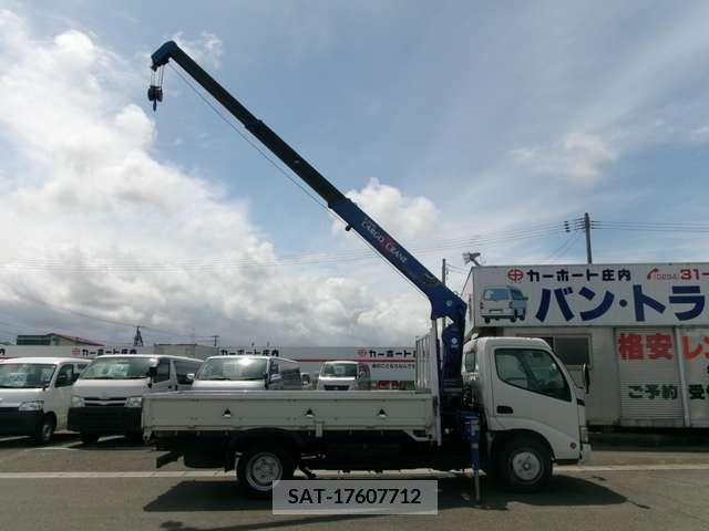 Hino DUTRO 2007-05 267737-3