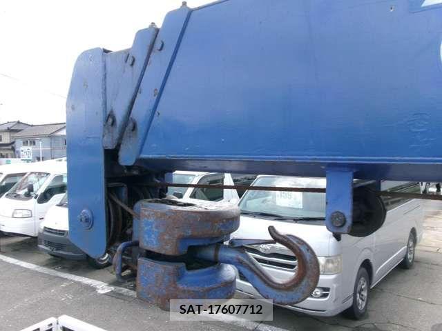 Hino DUTRO 2007-05 267737-12