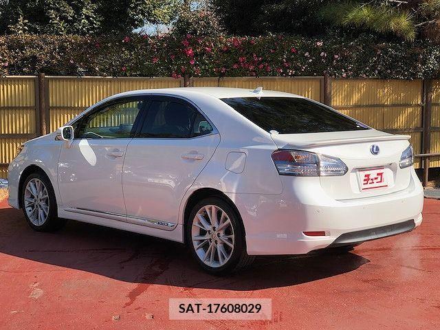 Lexus HS 2011-11 210559-8