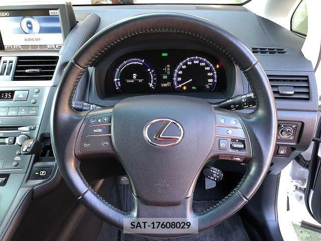 Lexus HS 2011-11 210559-13
