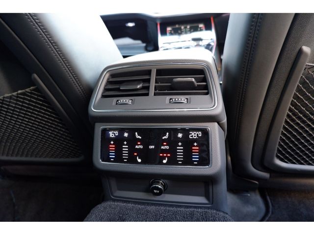 Audi RS6 2021-03 2801-26