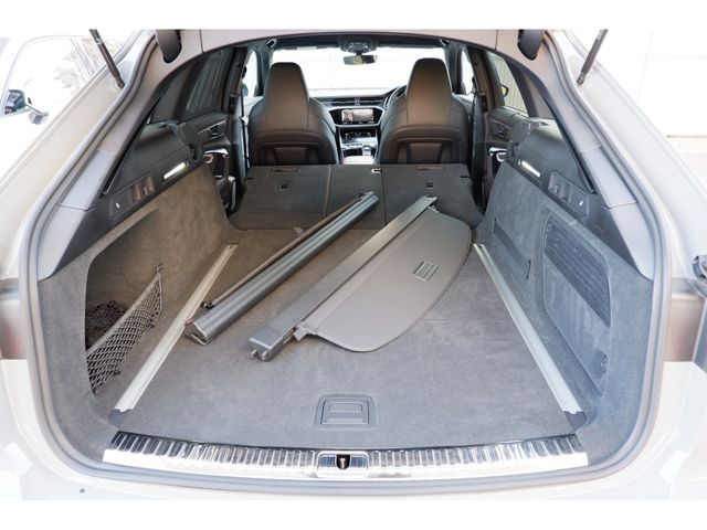 Audi RS6 2021-03 2801-10