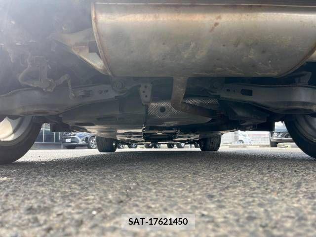 Toyota C-HR 2019-03 294887-19