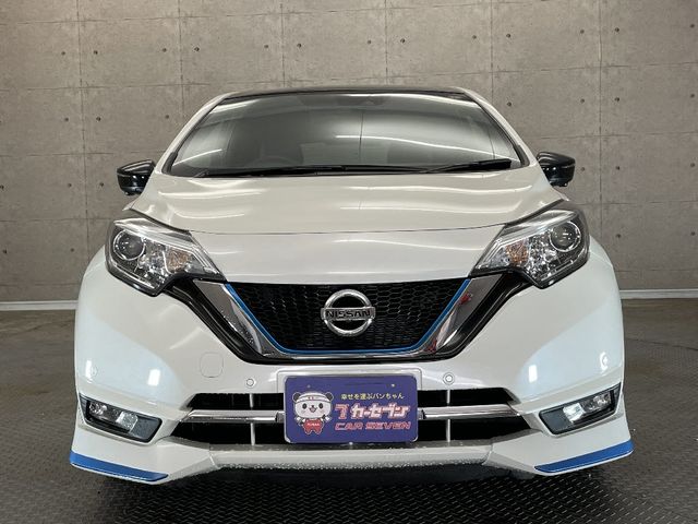 Nissan NOTE 2019-03 11923-9