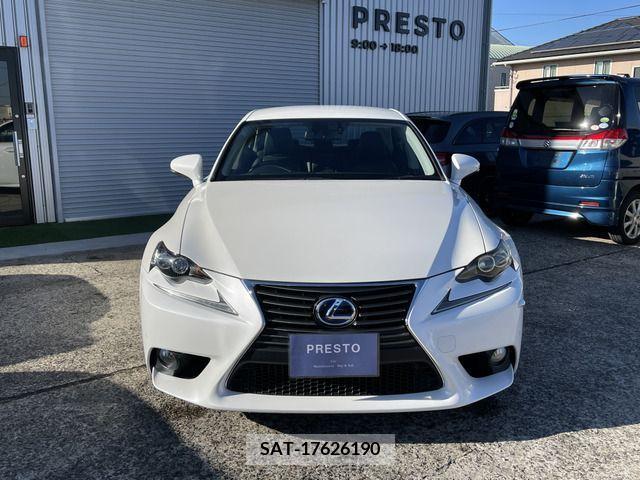 Lexus IS 2013-11 221921-3