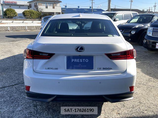 Lexus IS 2013-11 221921-4