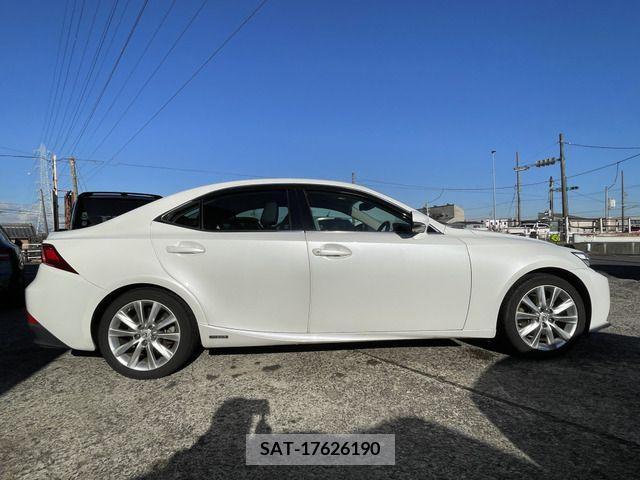 Lexus IS 2013-11 221921-5