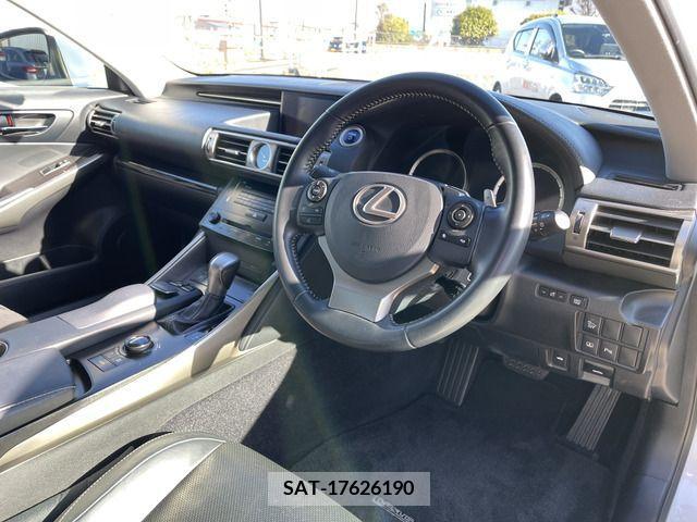 Lexus IS 2013-11 221921-8