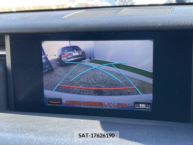 Lexus IS 2013-11 221921-15