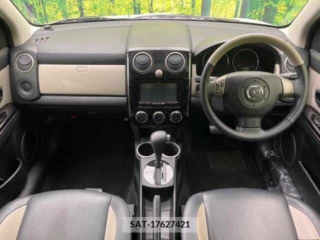 Mazda VERISA 2014-03 301820-1