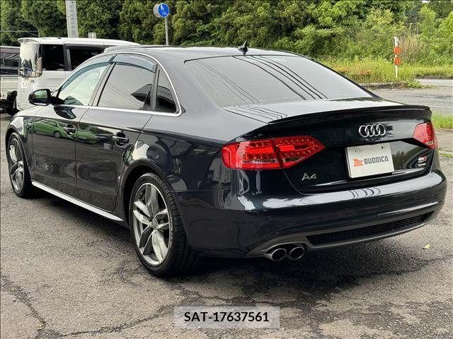 Audi A4 2012-03 263668-7