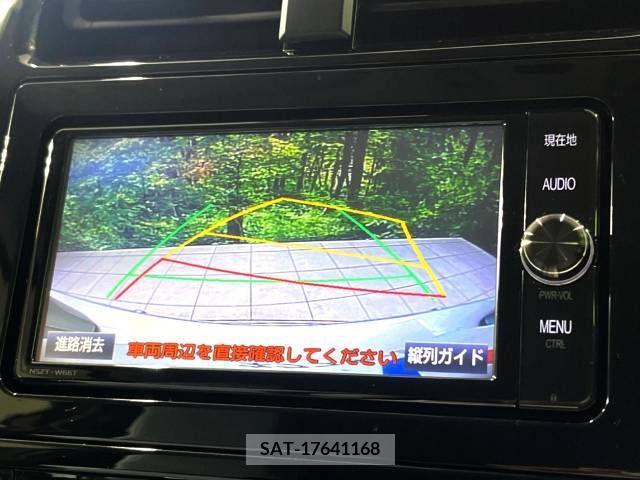 Toyota PRIUS 2018-02 366596-9
