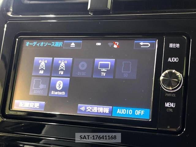 Toyota PRIUS 2018-02 366596-8