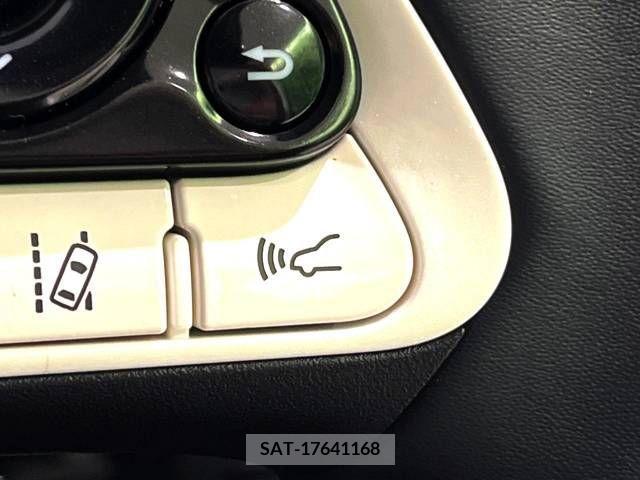 Toyota PRIUS 2018-02 366596-5