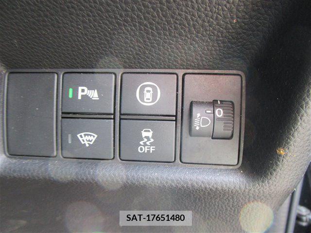 Honda FIT 2021-04 304283-4