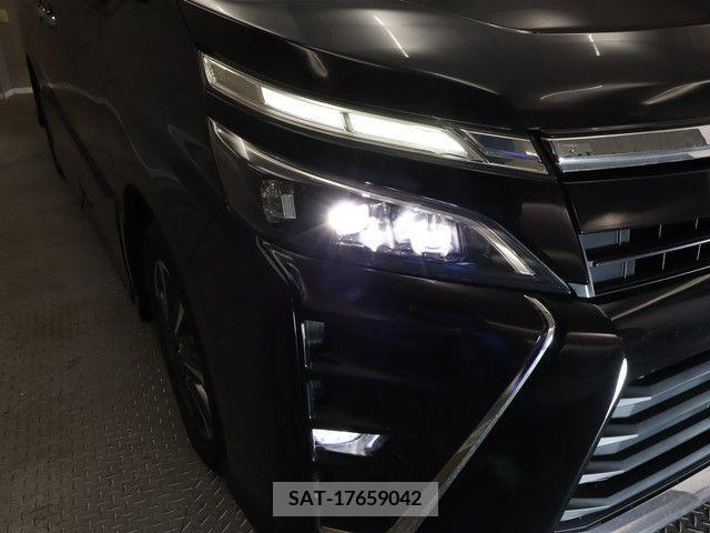 Toyota VOXY 2018-05 224496-19