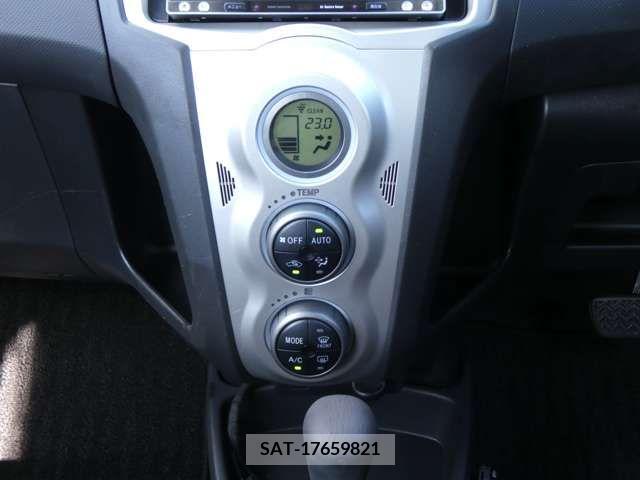 Toyota VITZ 2006-03 288599-11