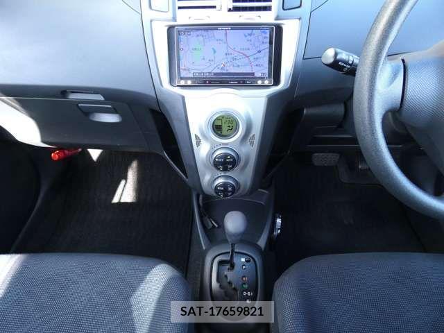 Toyota VITZ 2006-03 288599-2