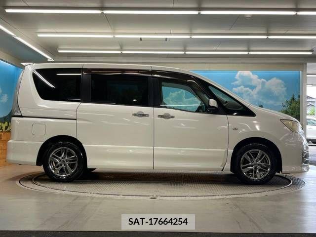 Nissan SERENA 2011-07 367800-4