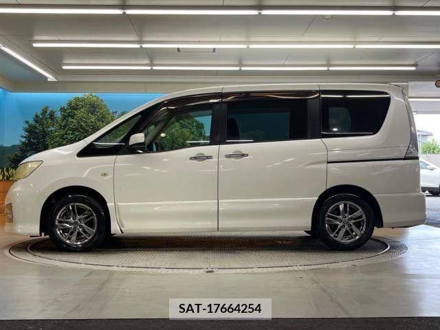 Nissan SERENA 2011-07 367800-3