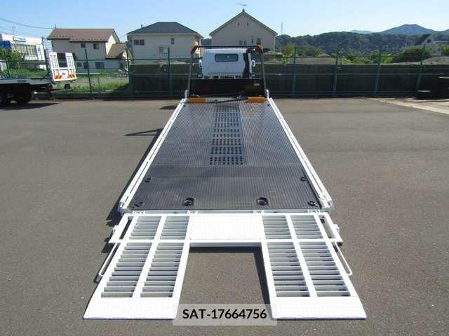 Mitsubishi CANTER 2024-03 357552-11