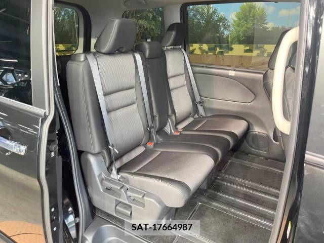 Nissan SERENA 2022-01 284816-9