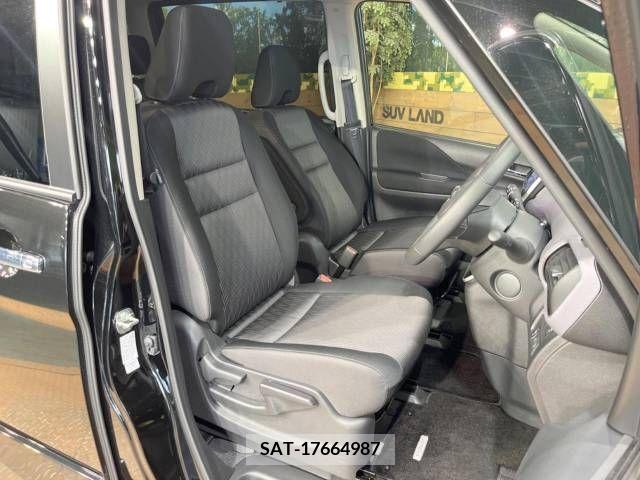 Nissan SERENA 2022-01 284816-8