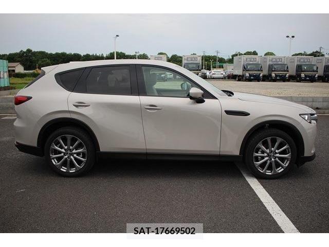 Mazda CX-60 2023-06 332798-10