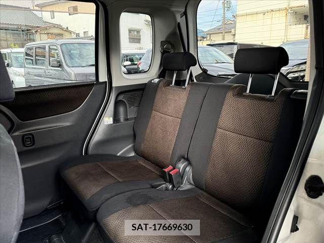 Nissan ROOX 2011-10 354636-21