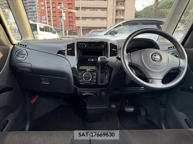 Nissan ROOX 2011-10 354636-1