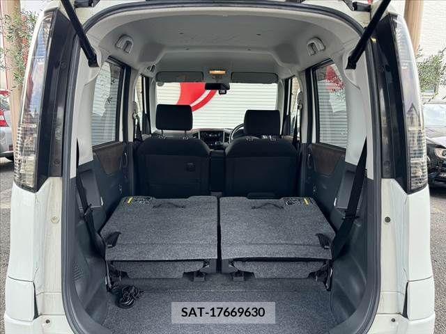 Nissan ROOX 2011-10 354636-23