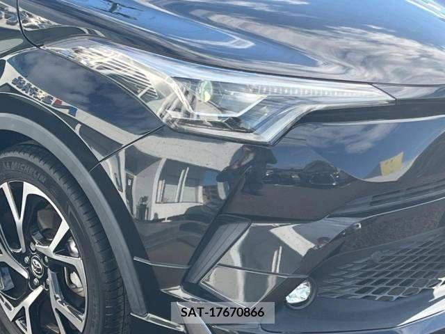 Toyota C-HR 2018-12 231457-13