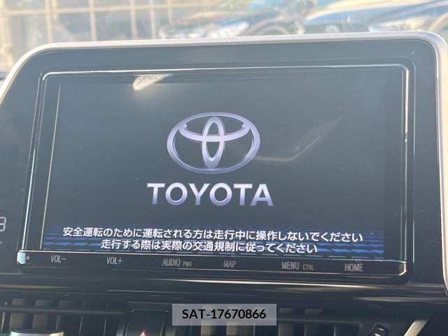 Toyota C-HR 2018-12 231457-3