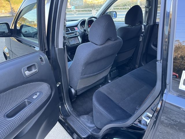Honda HR-V 2004-08 185277-6