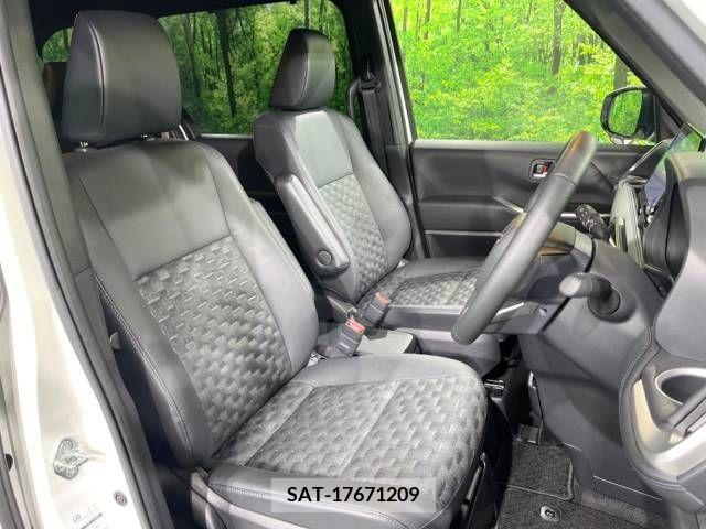 Toyota VOXY 2023-03 377826-8