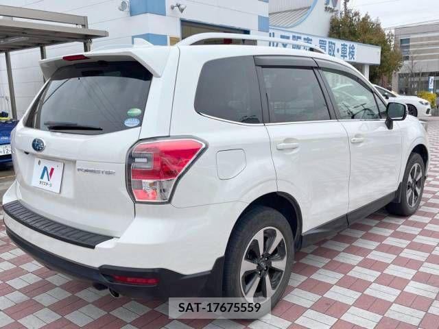 Subaru FORESTER 2017-03 235193-17