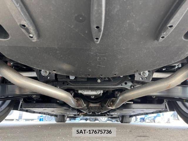 Lexus IS 2022-01 275393-19