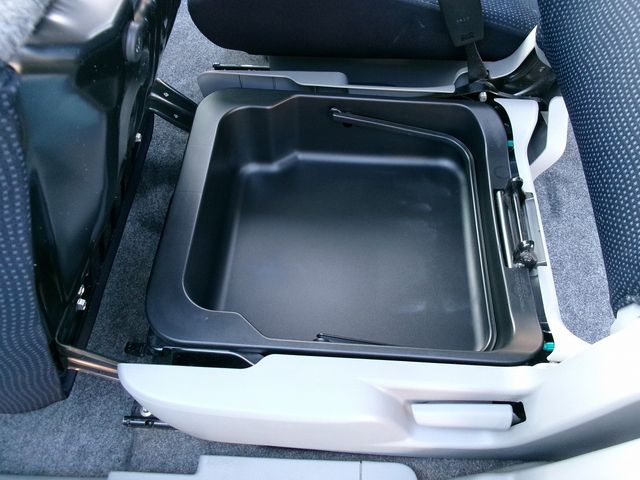 Suzuki WAGON R 2009-06 17908-18