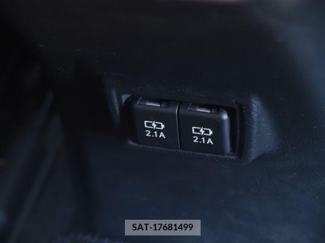 Lexus UX 2019-02 209294-14