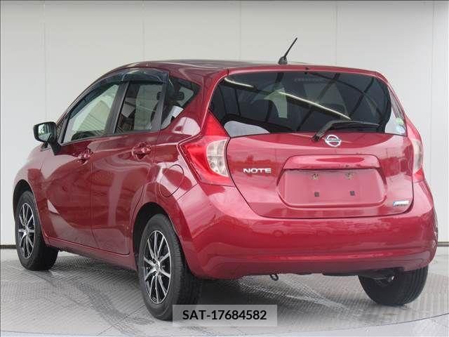 Nissan NOTE 2015-01 280103-25