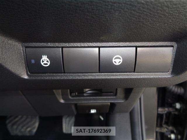 Nissan AURA 2023-03 356690-27