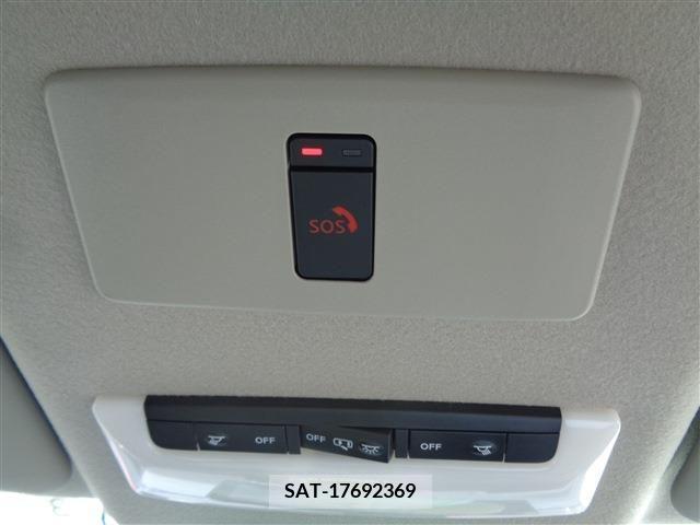 Nissan AURA 2023-03 356690-16