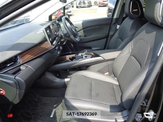 Nissan AURA 2023-03 356690-8
