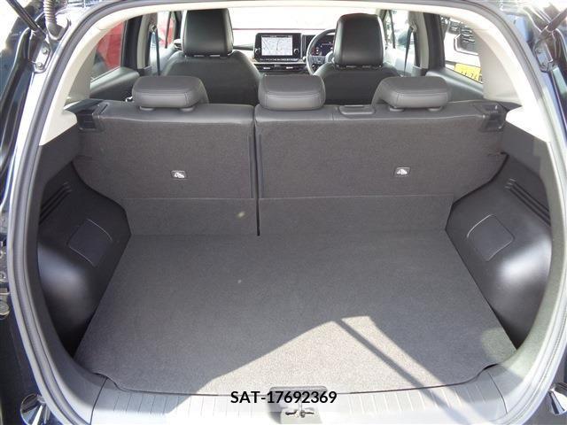 Nissan AURA 2023-03 356690-13