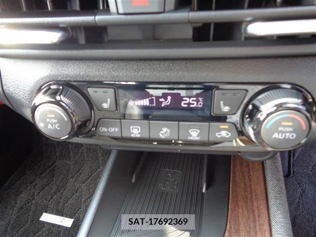 Nissan AURA 2023-03 356690-22