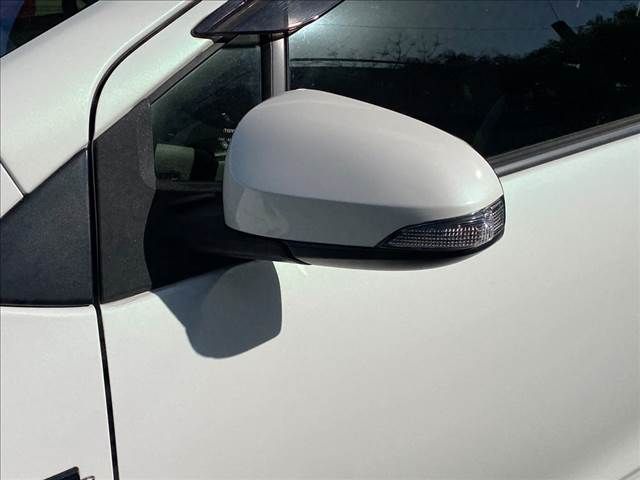 Toyota AQUA 2016-01 26382-3
