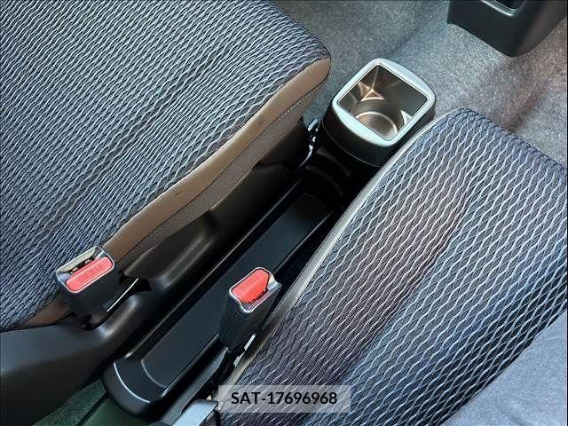 Suzuki HUSTLER 2023-11 391384-29